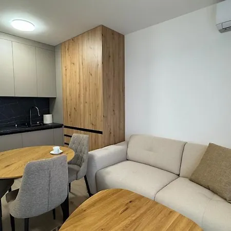With Balcony Near Airport With Parking * 브라티슬라바