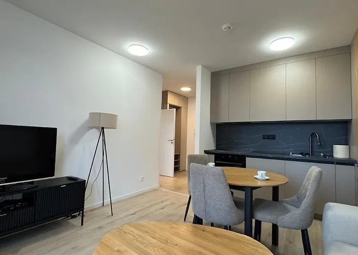 With Balcony Near Airport With Parking Apartmán *