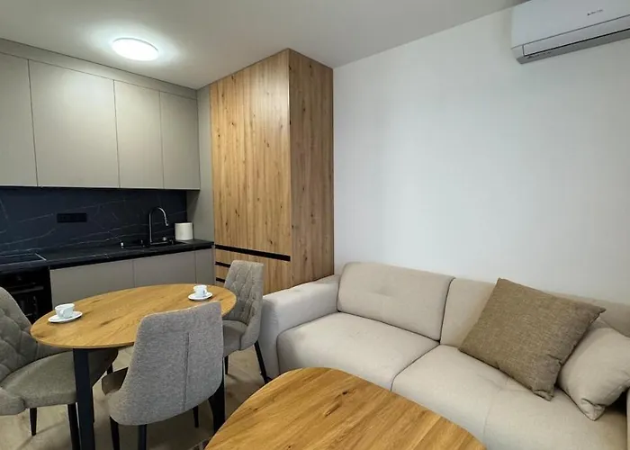 With Balcony Near Airport With Parking * 브라티슬라바